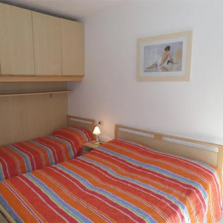 Apartment Family Near The And The Centre