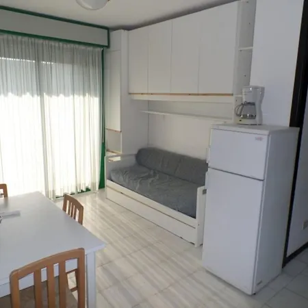 Apartment Family Near The And The Centre *